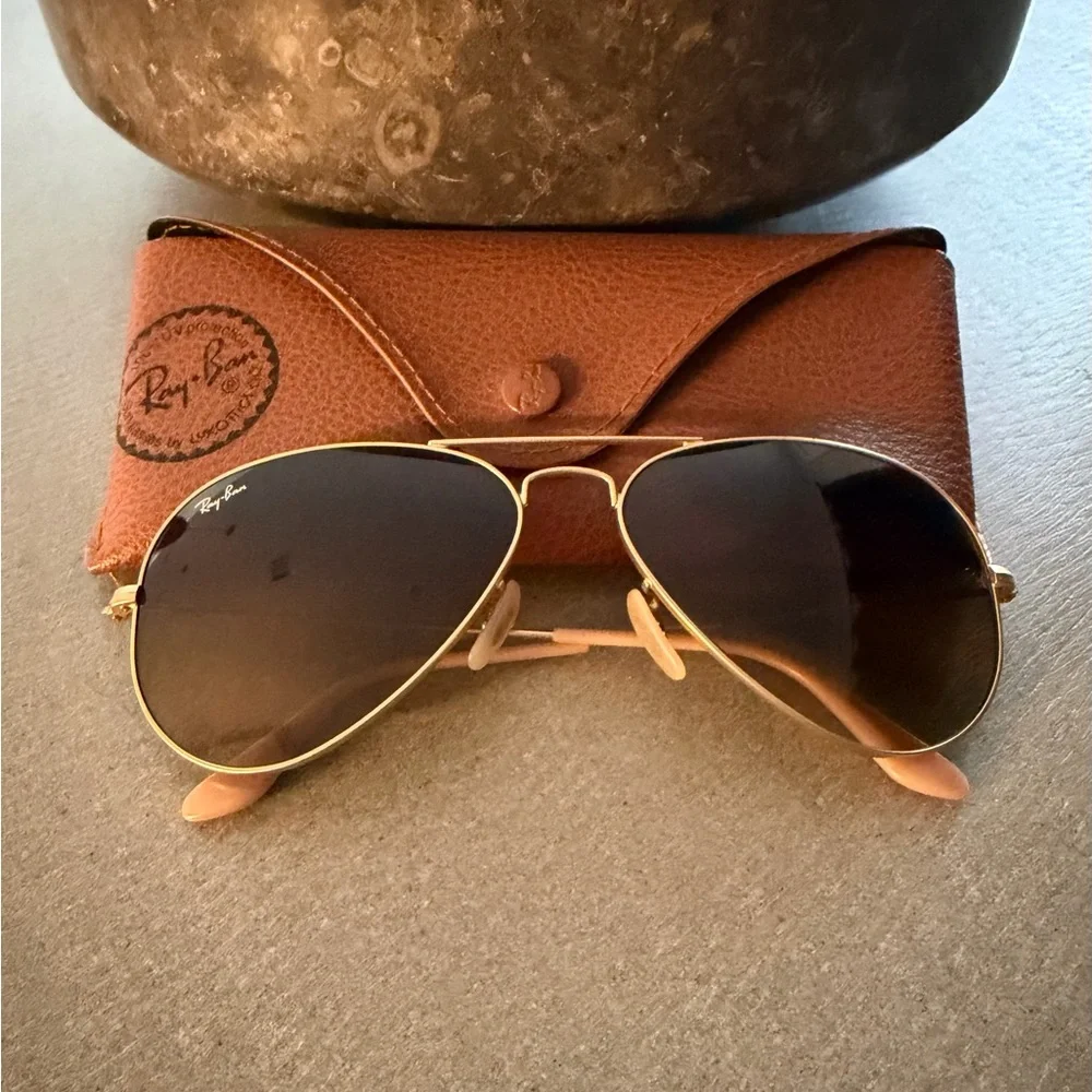 Ray-Ban Gold Aviator Sunglasses with Brown Lenses - Picture 1 of 6